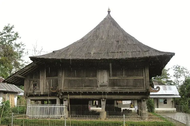 Rumah Adat Banten