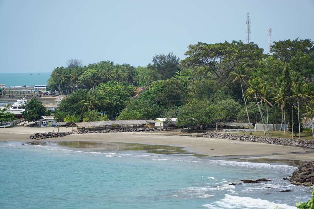 Pantai Carita